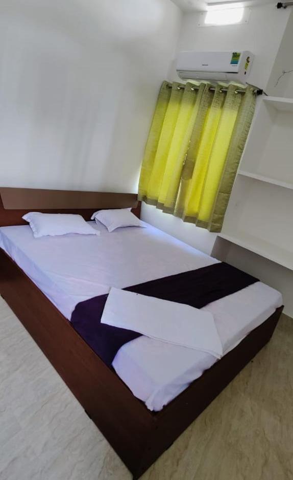 Hotel Glamour Palace à Gaya Extérieur photo
